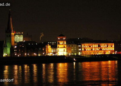 Düsseldorf bei Nacht