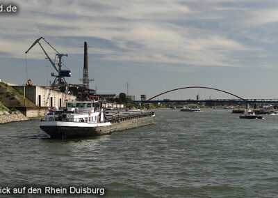 Rhein bei Duisburg