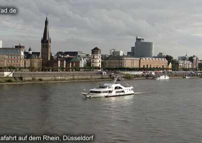 Schifffahrt auf dem Rhein