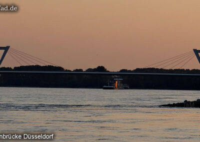 Flughafenbrücke Düsseldorf