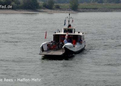 Rheinfähre Rees Haffen-Mehr