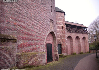 Altstadtrundgang Kempen Wehrgang und Befestigung