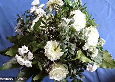 Blumenstrauss Weiß